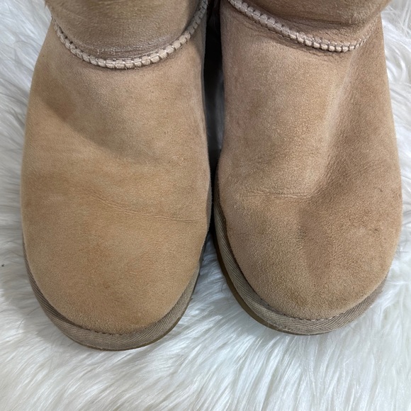 UGG Bailey Button Triplet Boots - Picture 5 of 11